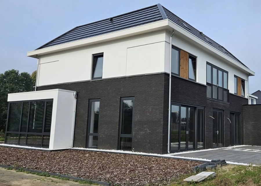 Strikolith buitengevelsysteem bungalow Almelo (1)